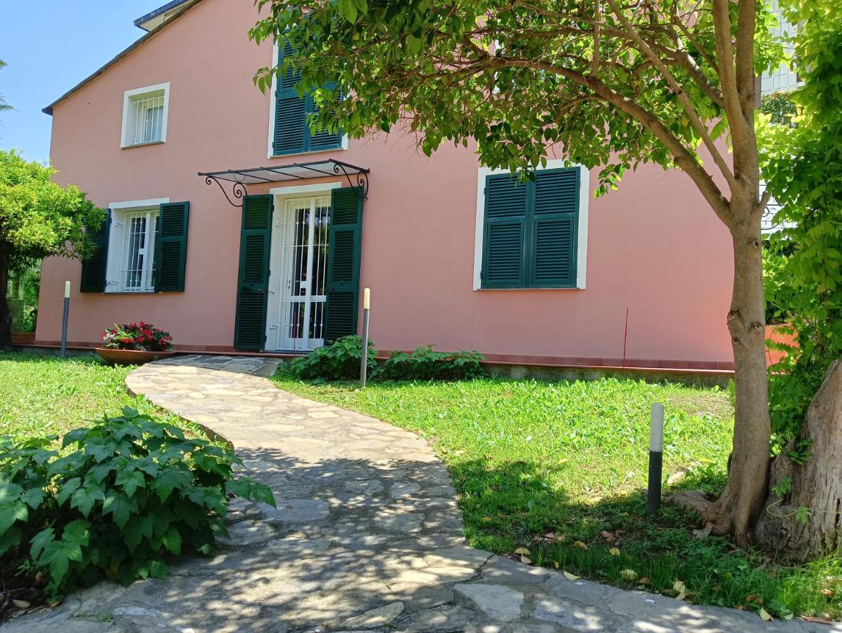 Villetta Con Giardino A Due Passi Dal Mare อิมเปรีอา ภายนอก รูปภาพ