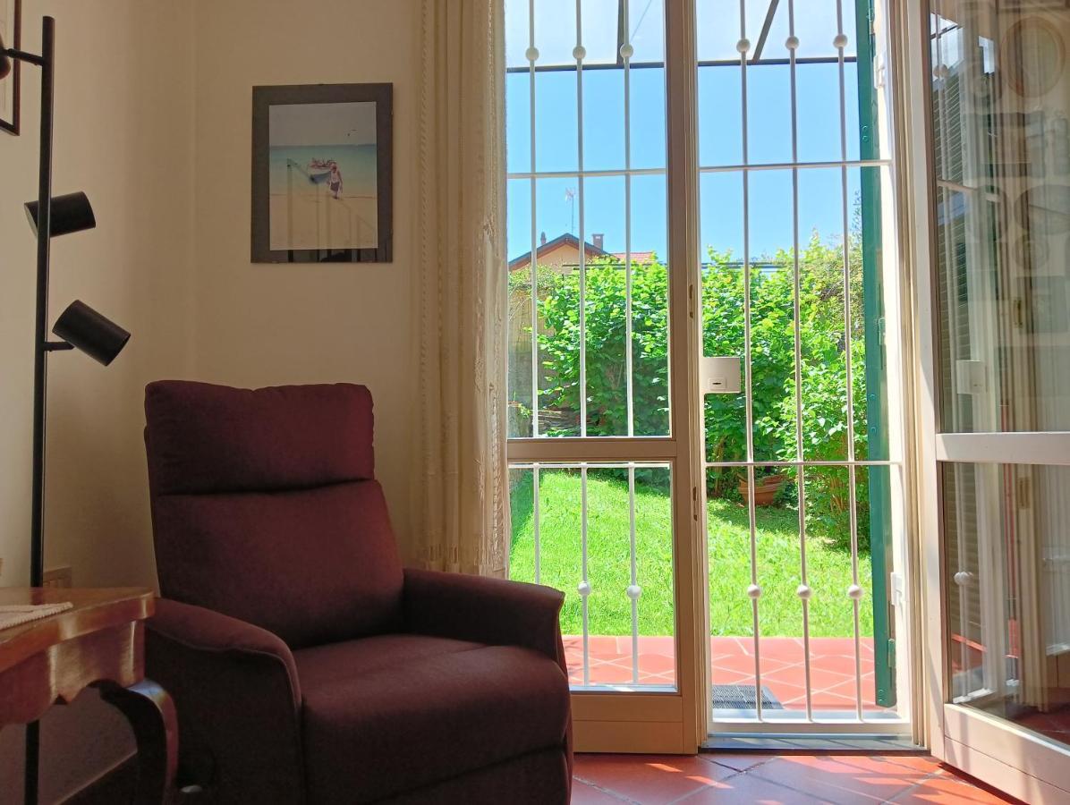 Villetta Con Giardino A Due Passi Dal Mare อิมเปรีอา ภายนอก รูปภาพ