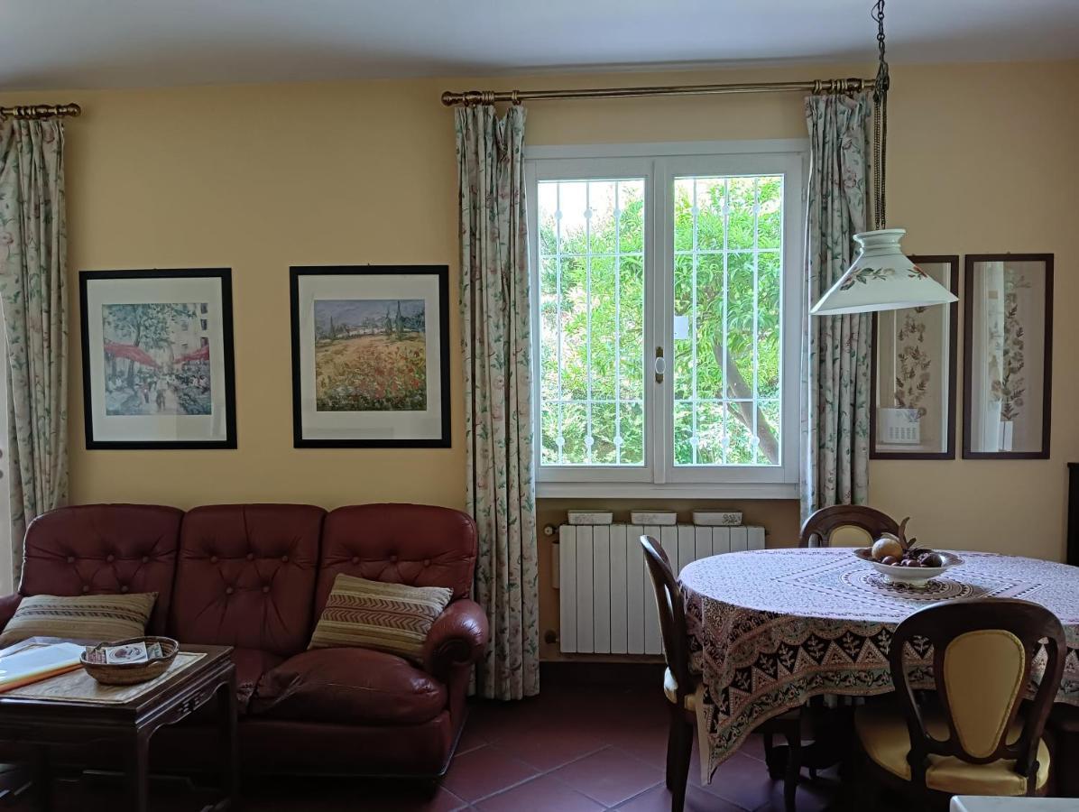 Villetta Con Giardino A Due Passi Dal Mare อิมเปรีอา ภายนอก รูปภาพ